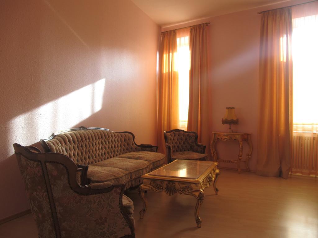 里贝沃安特肯公寓 巴登-巴登 客房 照片